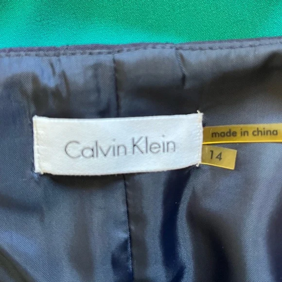 Calvin Klein sleeveless shift dress with belt - Picture 4 of 6